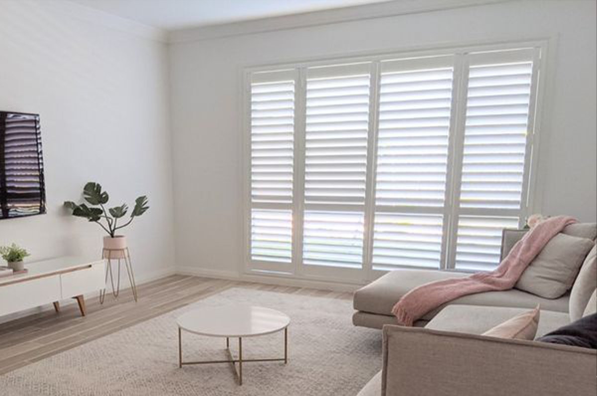 PLANTATION SHUTTERS
